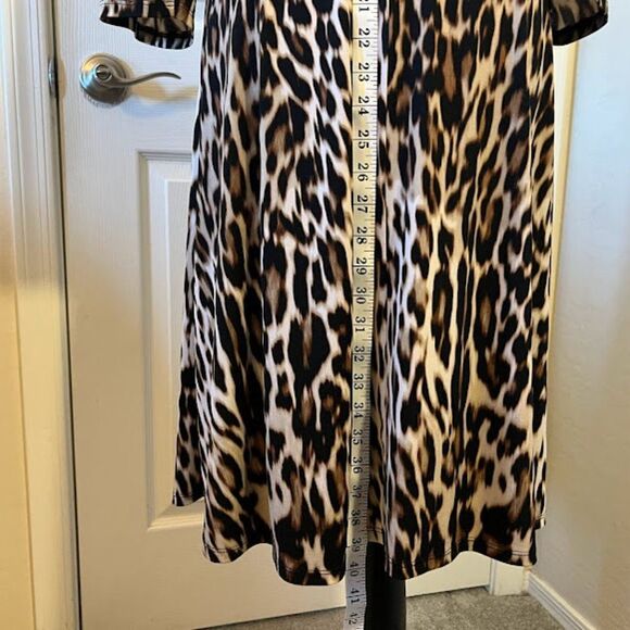 East fifth, large cross wrap dress, leopard print with belt. large size dress - Picture 4 of 8